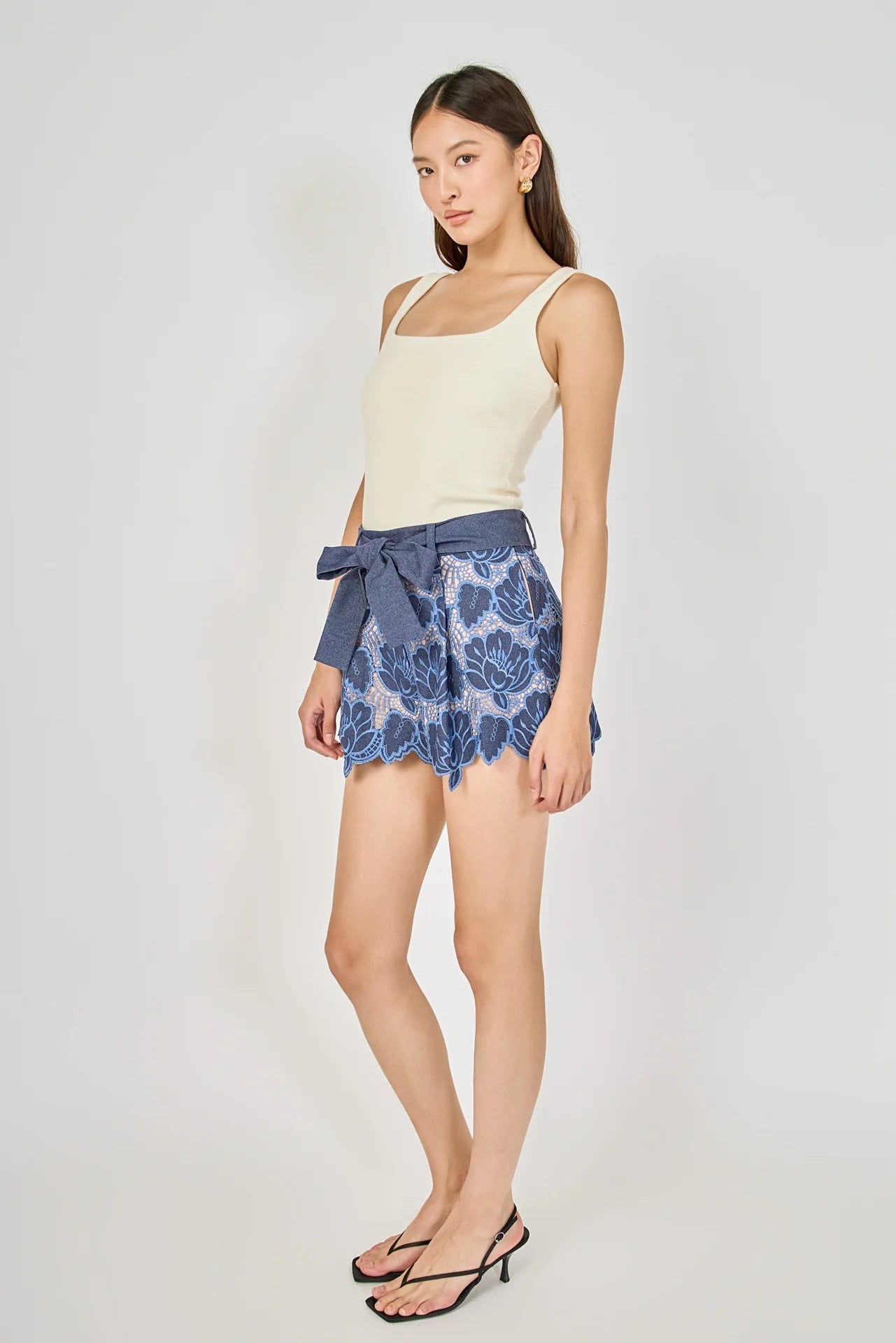 Callie Scalloped Hem Tailored Shorts - Endless Rose - COLOR GAME