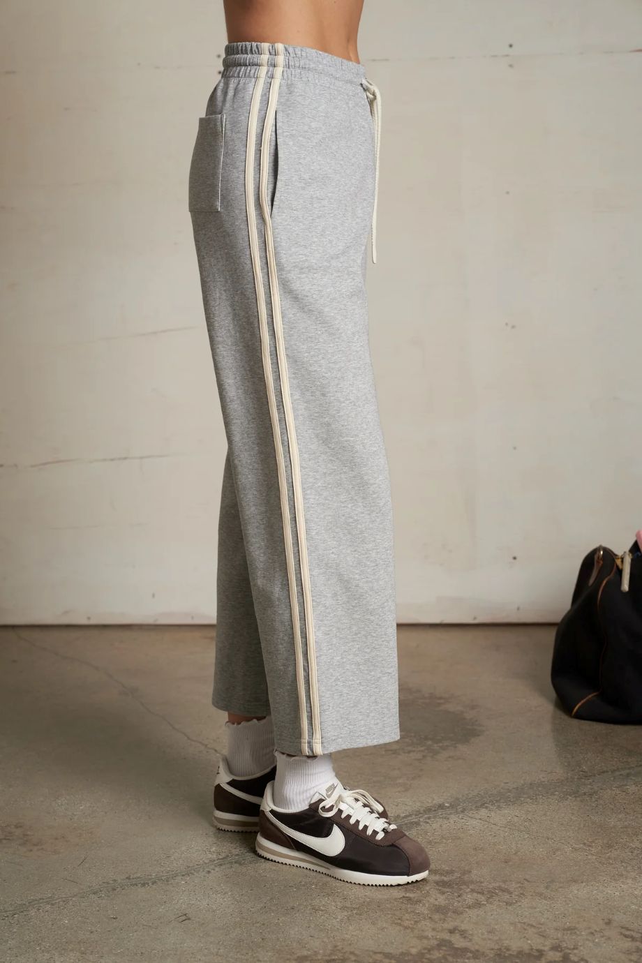 Claud Crop Travel Pant With Stripes Heather Grey - perfectwhitetee - COLOR GAME