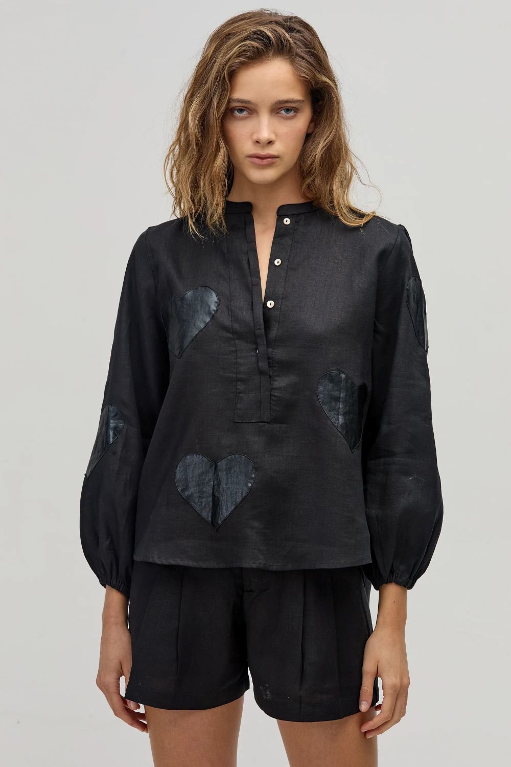 Cupid Linen Shirt Metallic Black Hearts - Lanhtropy - COLOR GAME