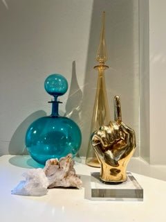Number One ( 1) or the Pointing Emoji Hand Sign Sculpture in Brass - Prize - COLOR GAME