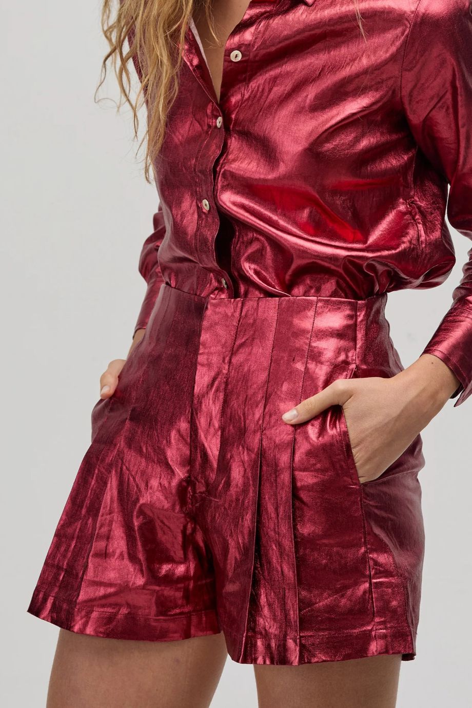 Frida Metallic Linen Shorts - Lanhtropy - COLOR GAME