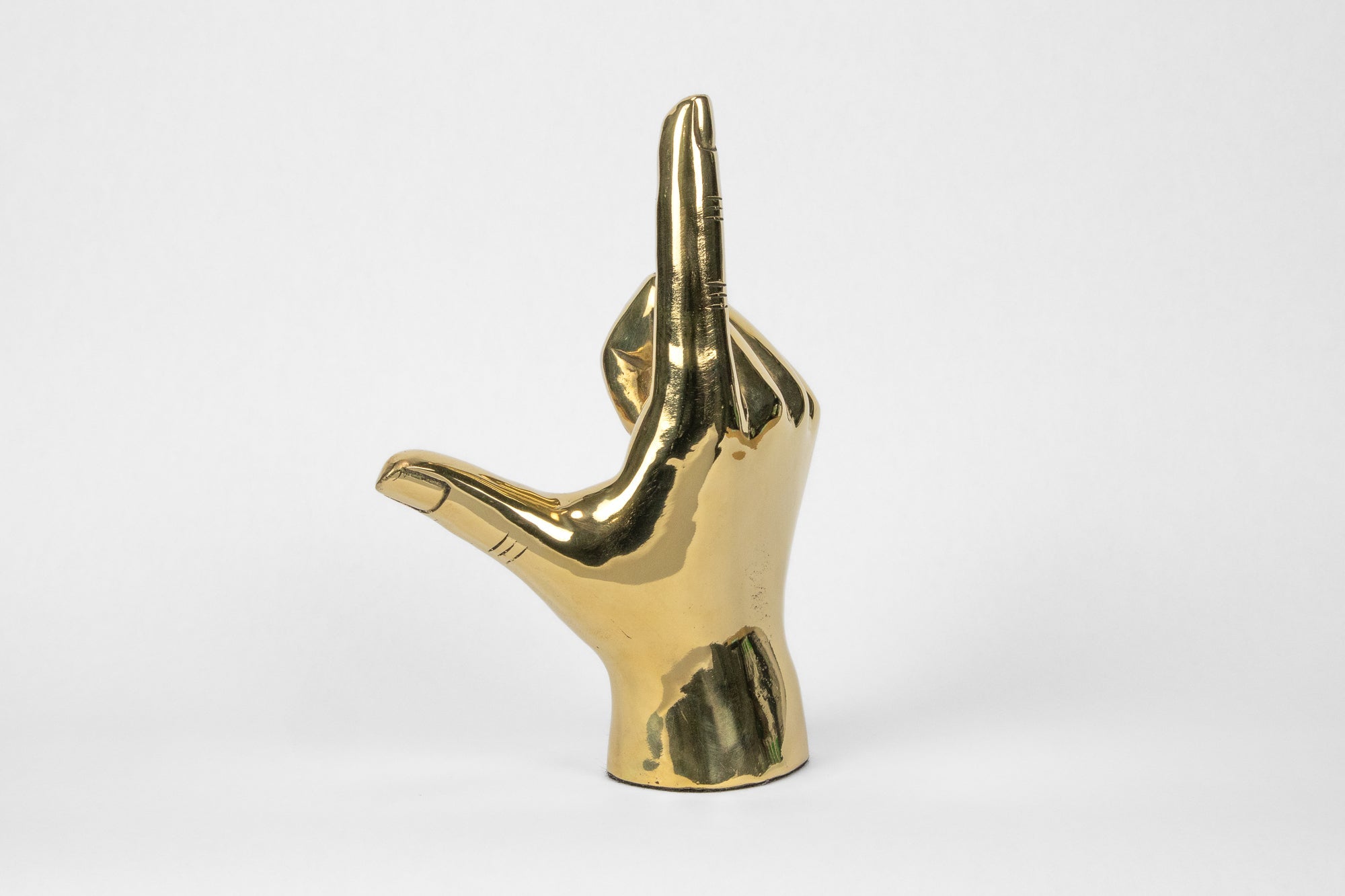 "L" Initial Hand Sign Sculpture in Brass - Prize - COLOR GAME