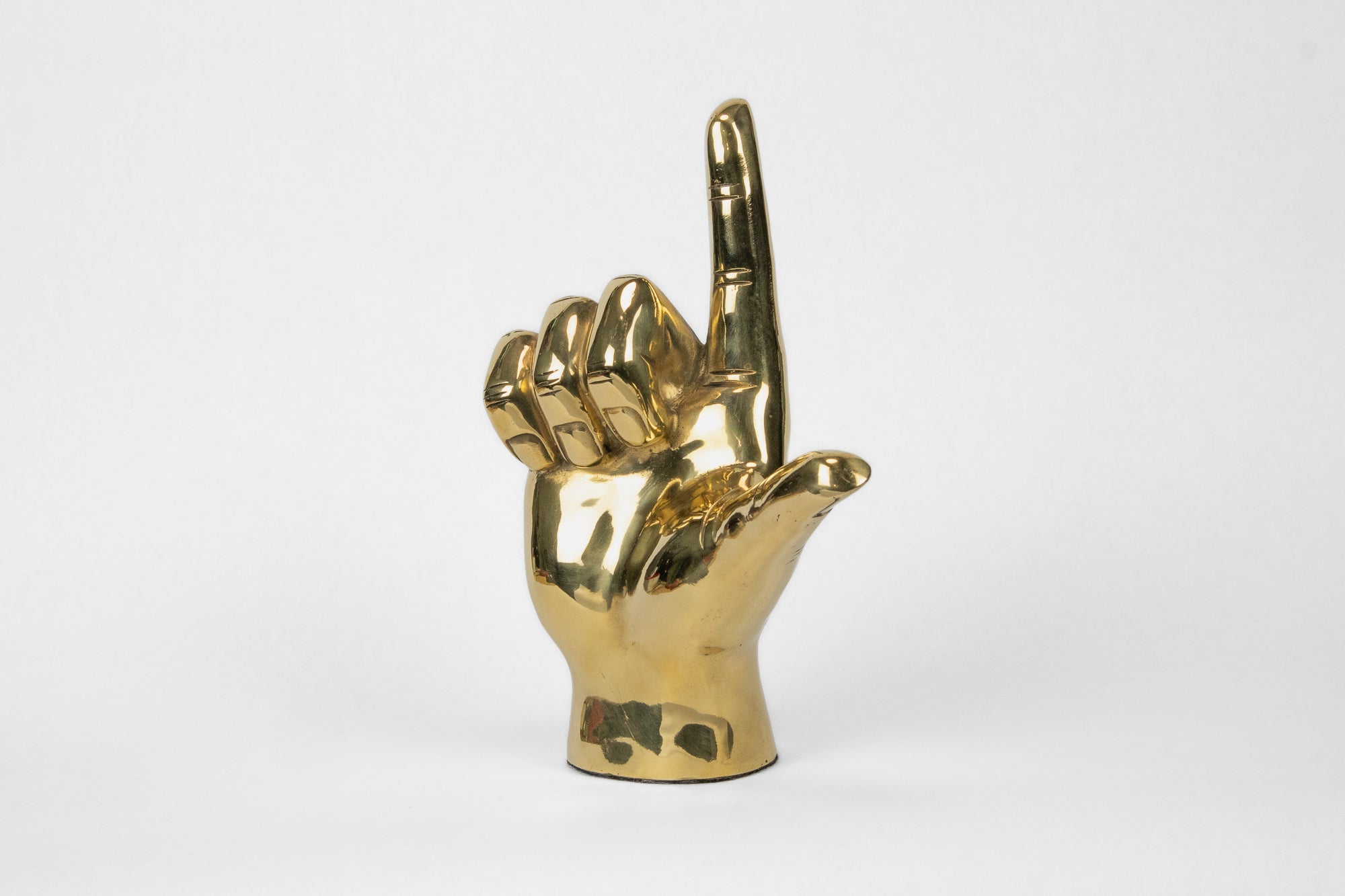 "L" Initial Hand Sign Sculpture in Brass - Prize - COLOR GAME
