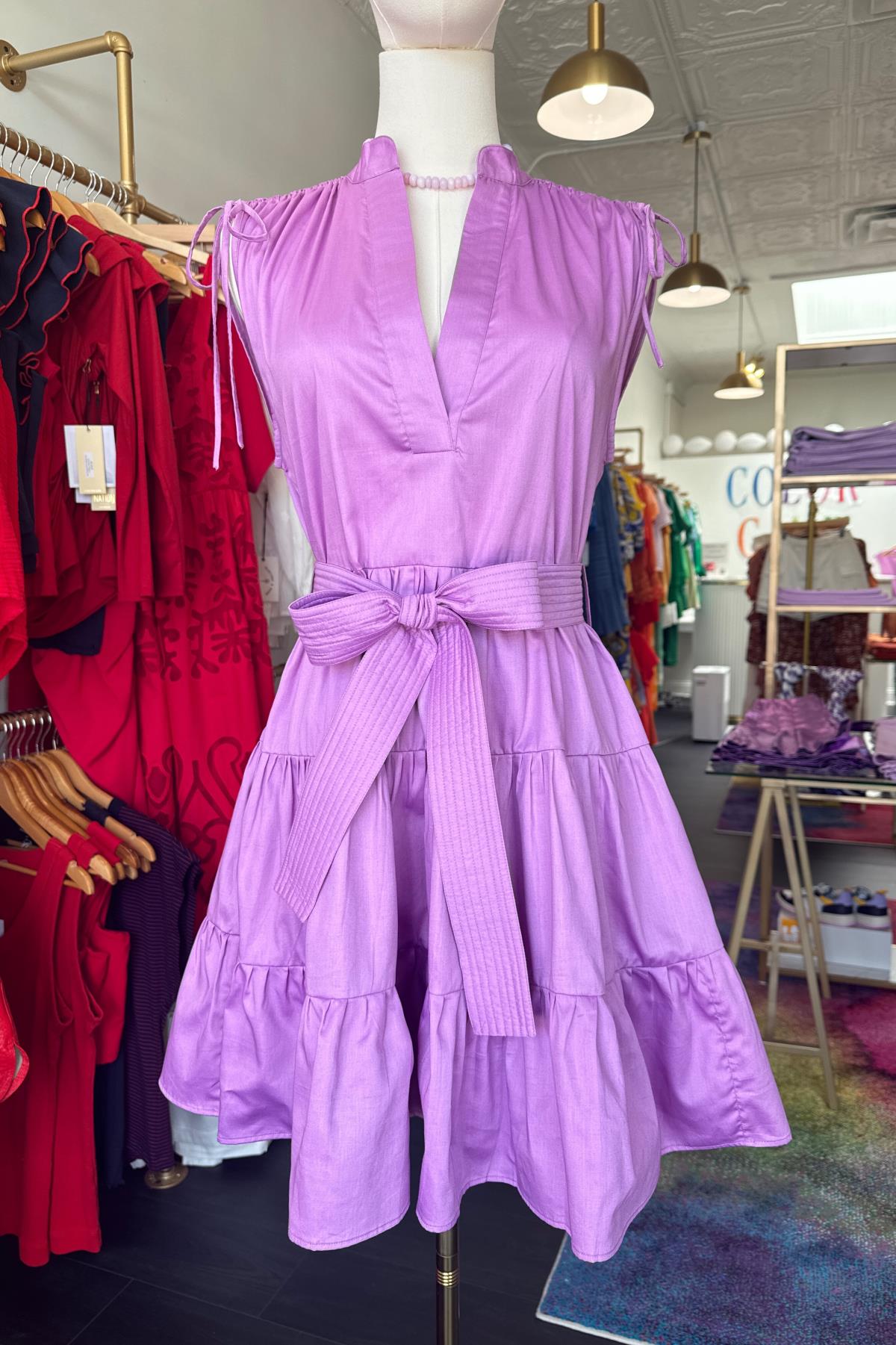 DRESSES COLOR GAME Dresses color game