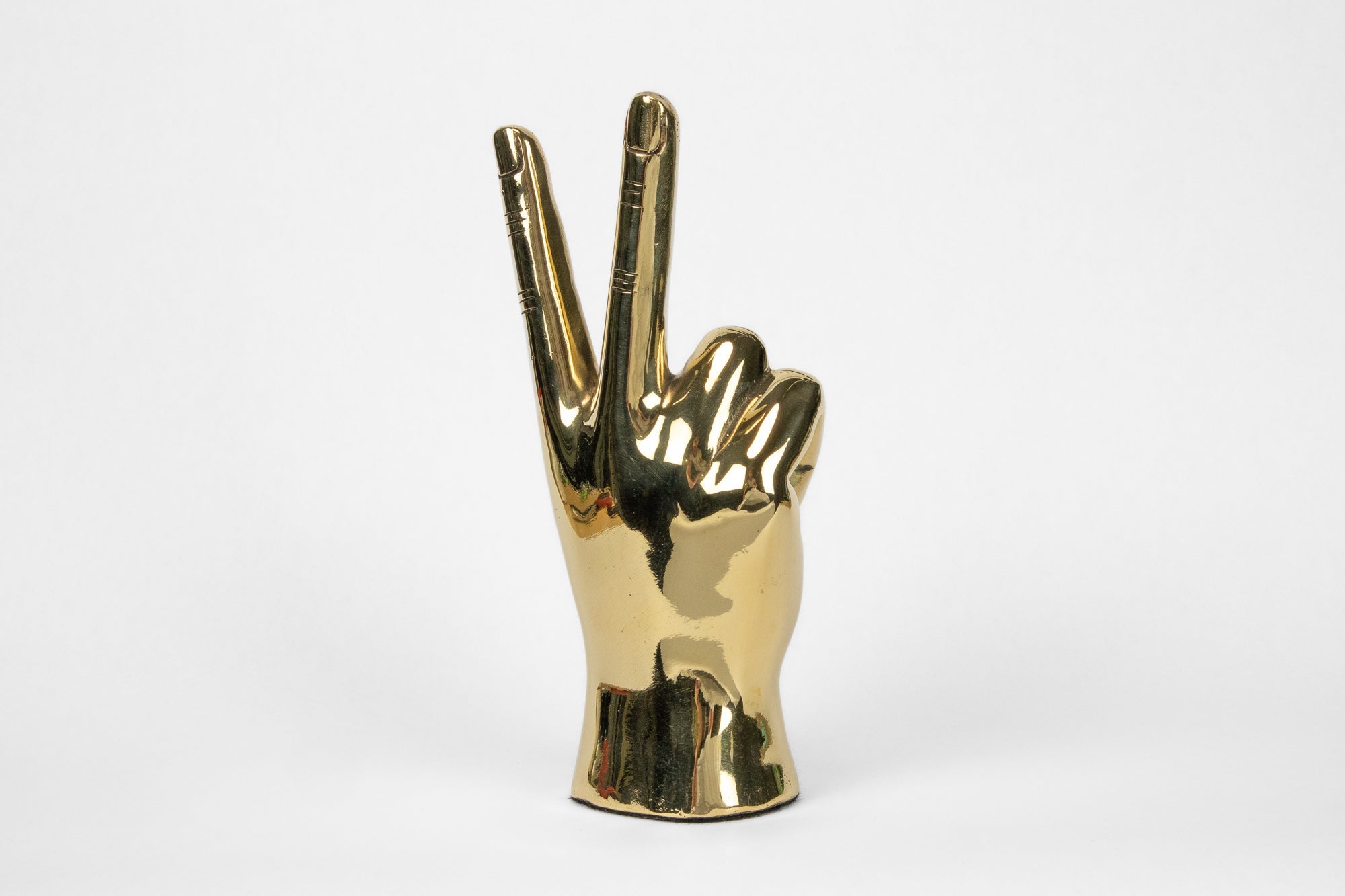 Peace Hand Sign Sculpture in Brass - Prize - COLOR GAME