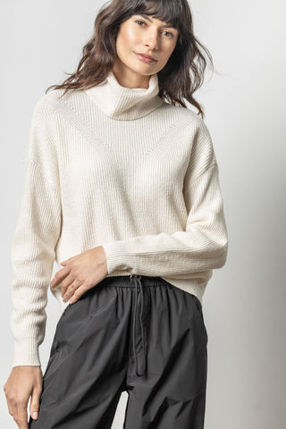 Relaxed Rib Turtleneck Sweater Off White - Lilla P - COLOR GAME