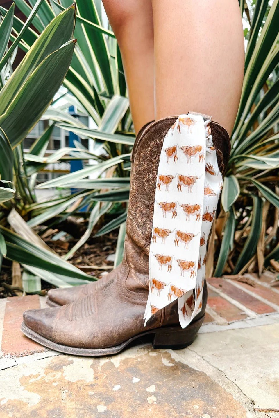 Steer Silk Frilly Scarf - Brooke Wright - COLOR GAME