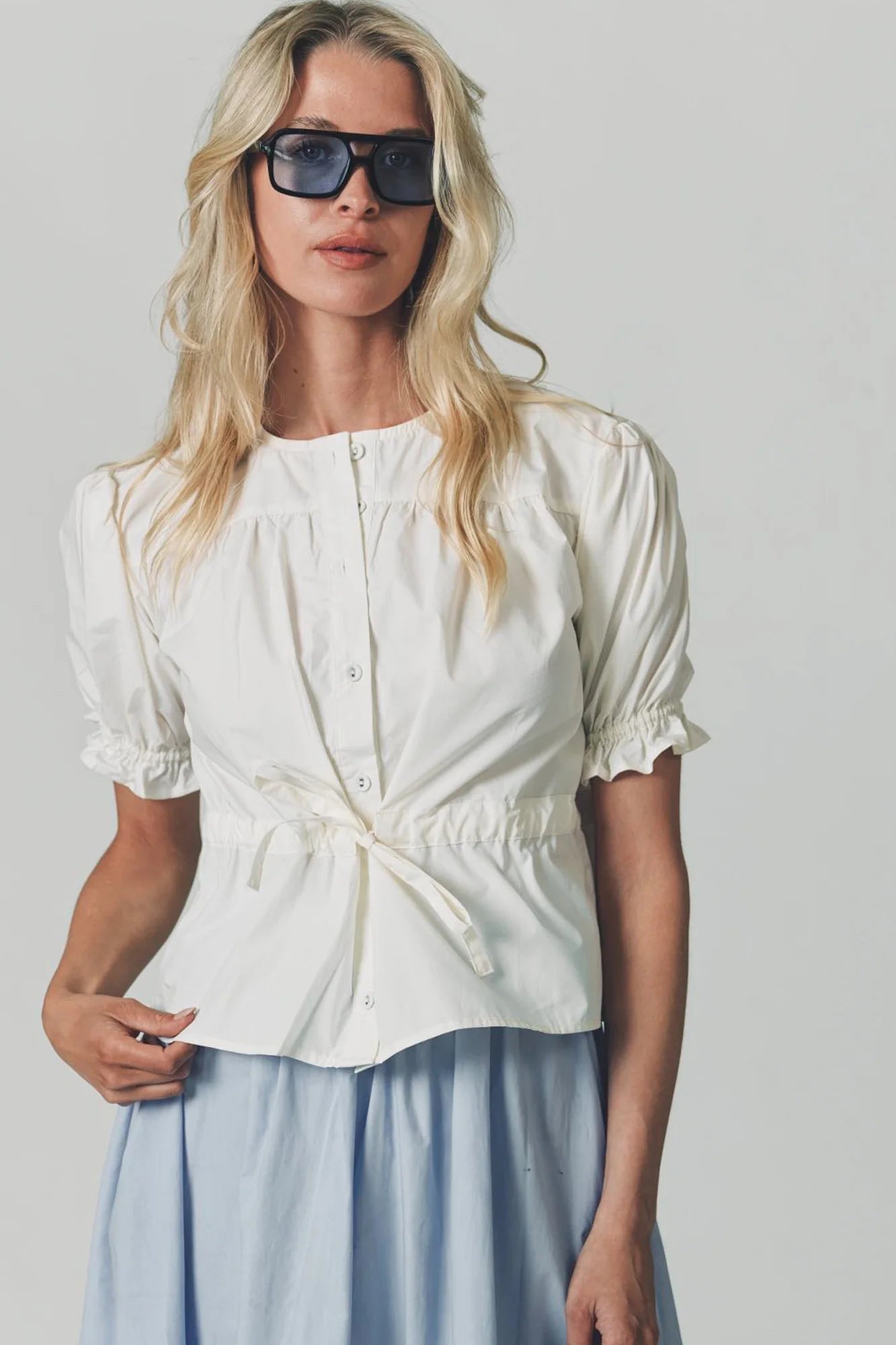 The Kayla Shirt Cream - The Shirt by Rochelle Behrens - COLOR GAME