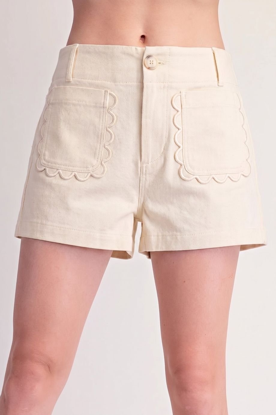 Whitney Scallop Pocket Stretch Denim Shorts Cream - Color Game - COLOR GAME